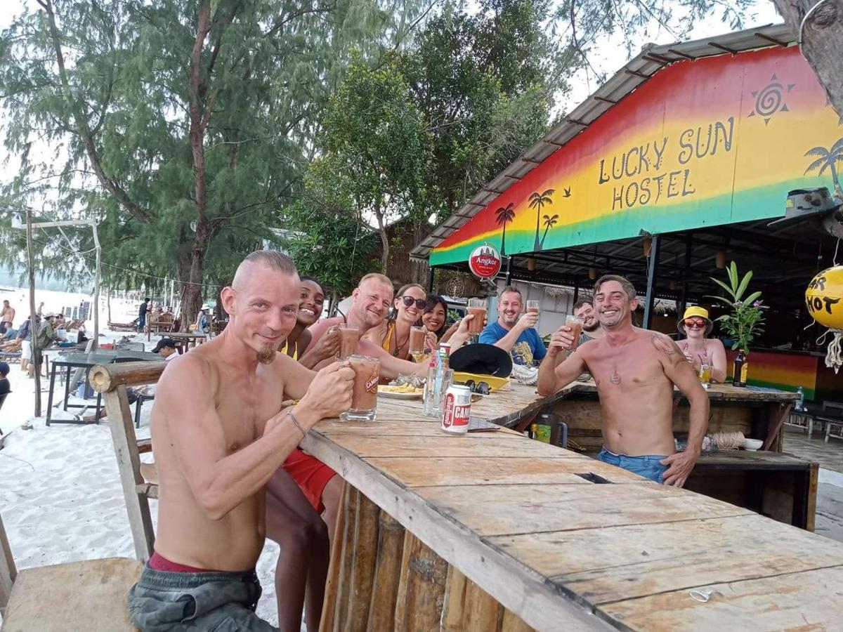 Hostel Lucky Sun Saracen Bay Koh Rong Sanloem Exterior foto