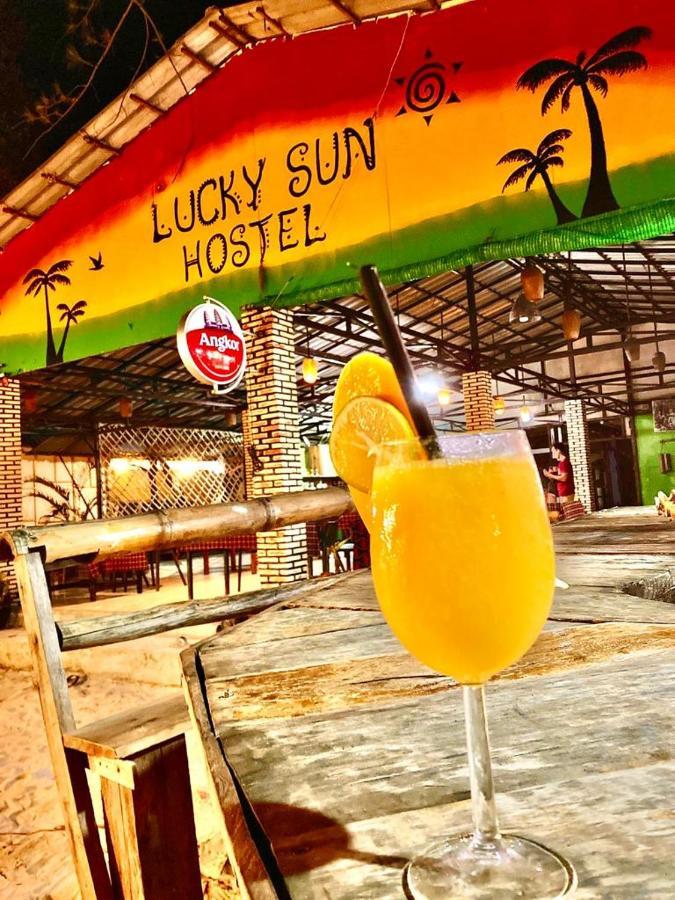 Hostel Lucky Sun Saracen Bay Koh Rong Sanloem Exterior foto