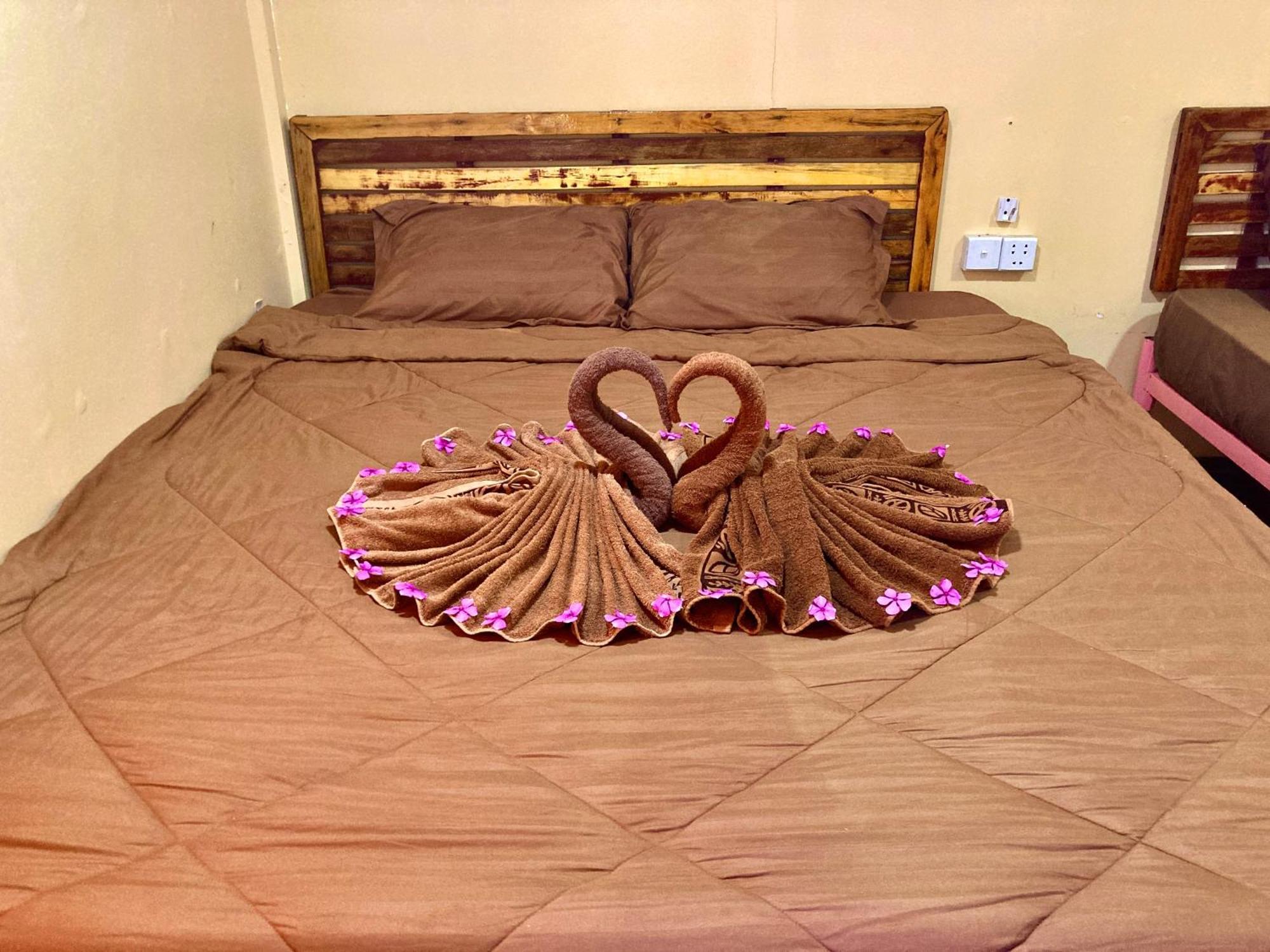 Hostel Lucky Sun Saracen Bay Koh Rong Sanloem Zimmer foto
