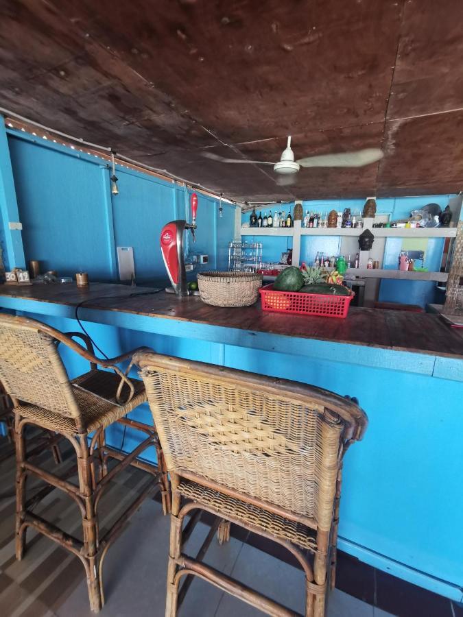 Hostel Lucky Sun Saracen Bay Koh Rong Sanloem Exterior foto